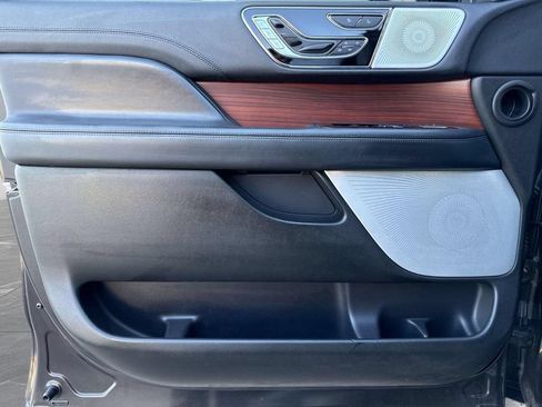 Certified 2023 Lincoln Navigator Reserve AWD/4WD image 15