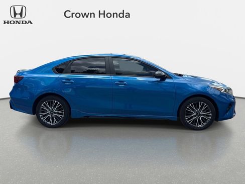 Used 2023 Kia Forte GT-Line w/ GT-Line Technology Package FWD image 5