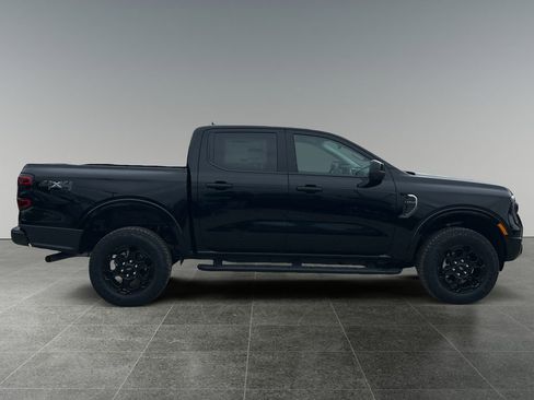 New 2026 Ford Ranger Lariat w/ Black Appearance Package AWD/4WD image 11