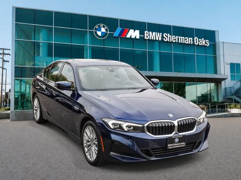 Certified 2023 BMW 330i Sedan w/ Premium Package RWD image 3