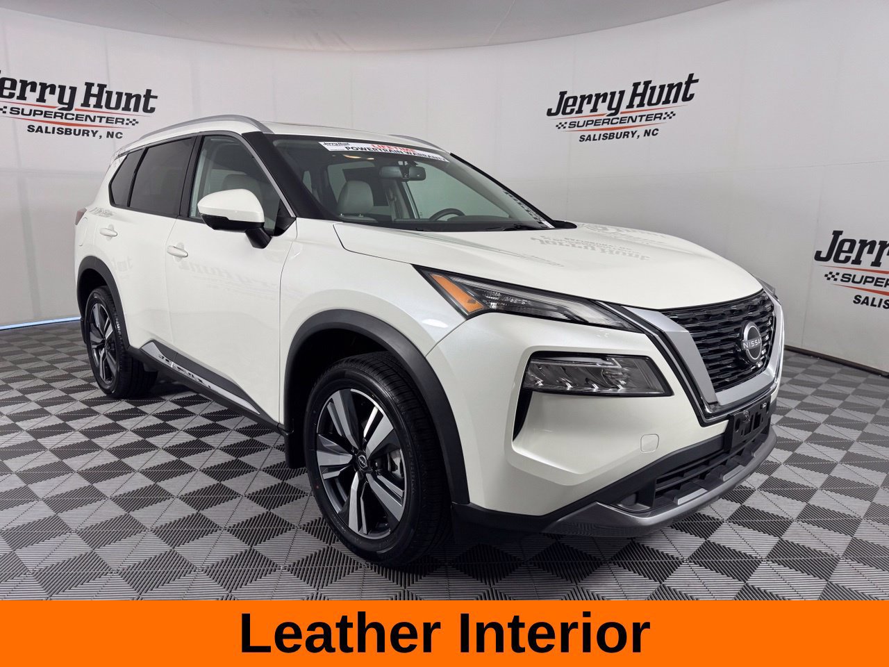 Used 2023 Nissan Rogue SL AWD/4WD image 6