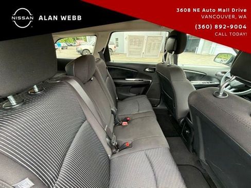 Used 2015 Dodge Journey SXT w/ Flexible Seating Group FWD image 22