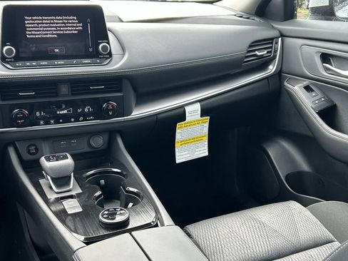 New 2026 Nissan Rogue SV AWD/4WD image 23
