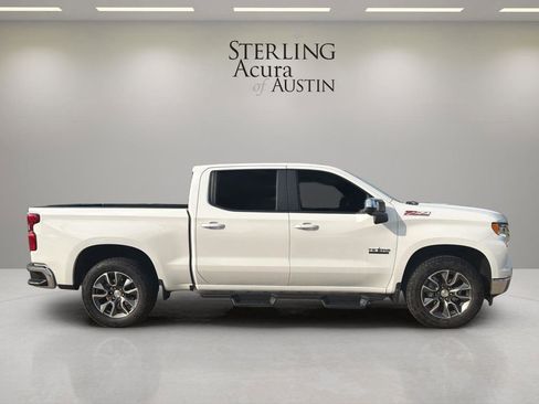 Used 2024 Chevrolet Silverado 1500 LT AWD/4WD image 4