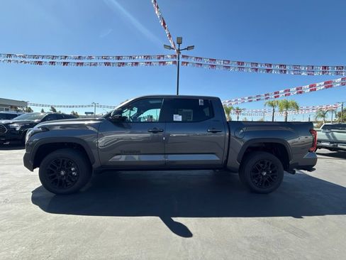 New 2026 Toyota Tundra Limited AWD/4WD image 7