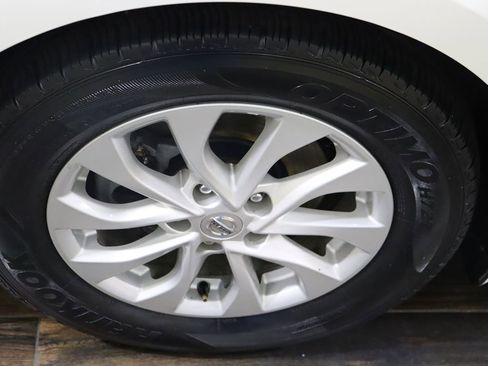 Used 2020 Nissan Altima 2.5 SR w/ Premium Package image 25