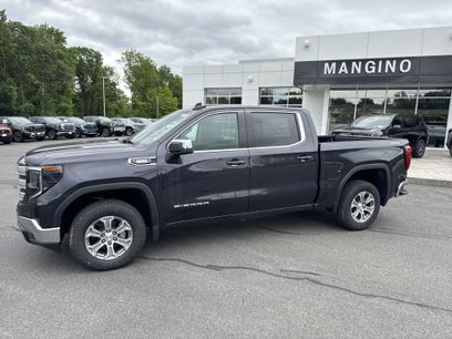 New 2025 GMC Sierra 1500 SLE w/ Preferred Package