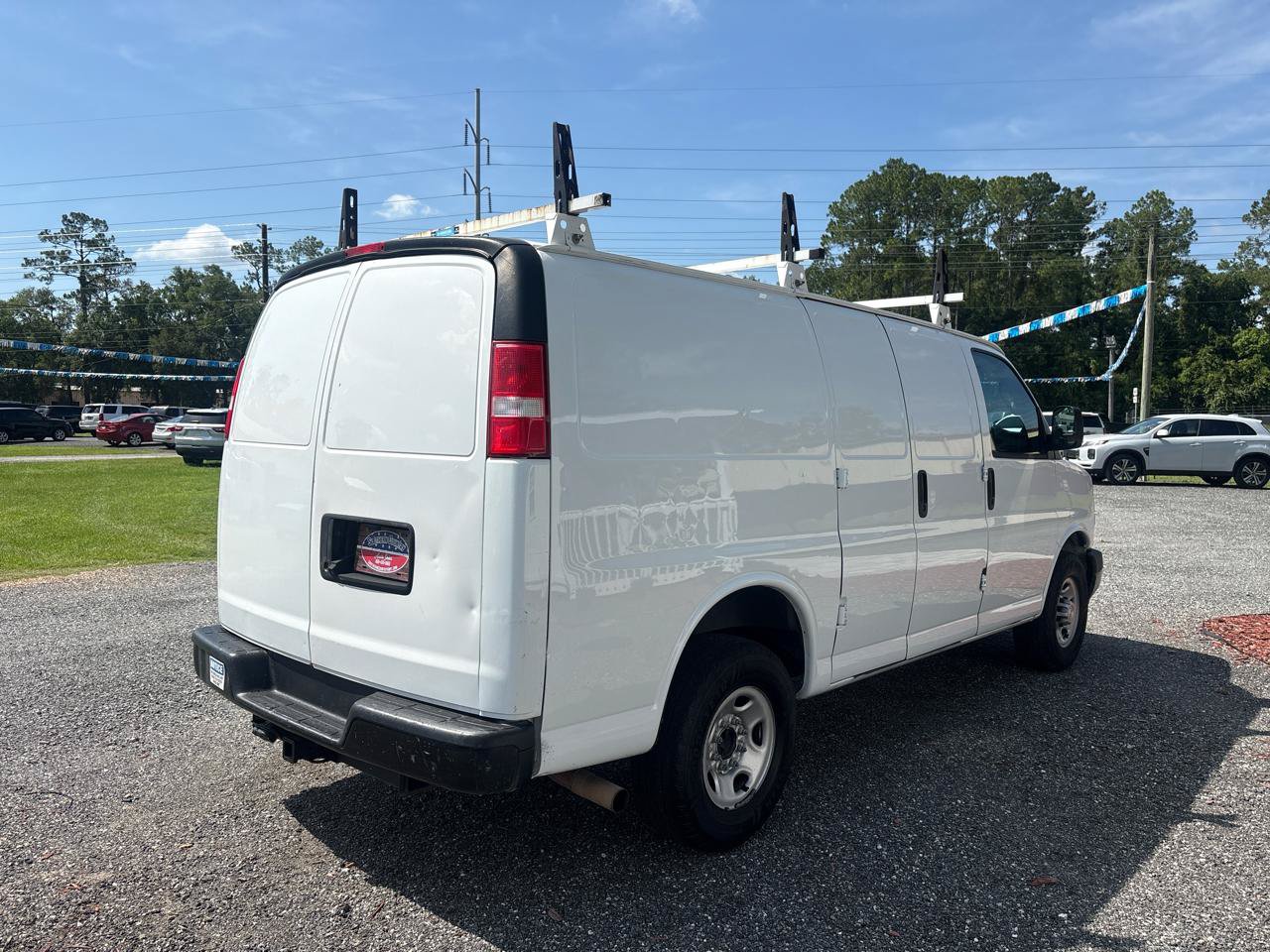 Used 2020 Chevrolet Express 2500 RWD image 6