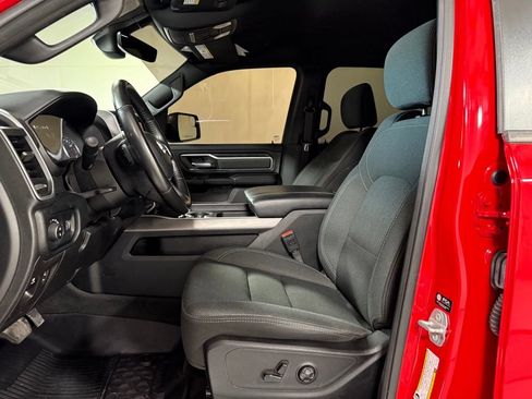Used 2021 RAM 1500 Big Horn AWD/4WD image 12