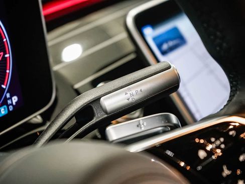 Used 2025 Mercedes-Benz Maybach S 680 4MATIC image 23