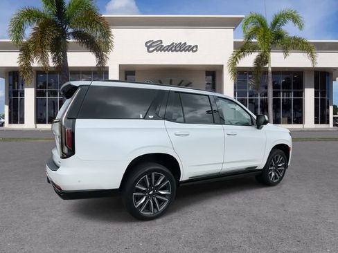 Certified 2024 Cadillac Escalade Sport Platinum w/ LPO, Floor Liner Package image 15
