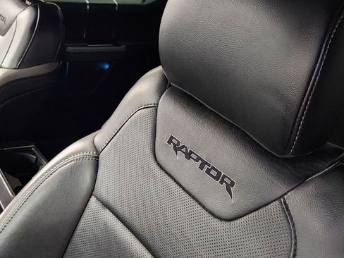 Used 2018 Ford F150 Raptor w/ Equipment Group 802A Luxury image 15