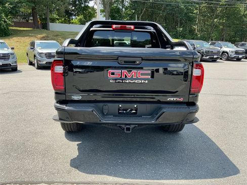 New 2025 GMC Canyon AT4 w/ Nightfall Edition image 37