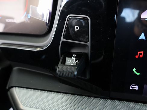 New 2025 Porsche Cayenne image 23