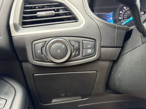 Used 2023 Ford Edge SEL w/ Convenience Package AWD/4WD image 26