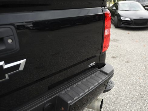 Used 2018 Chevrolet Silverado 2500 LTZ w/ Duramax Plus Package AWD/4WD image 9