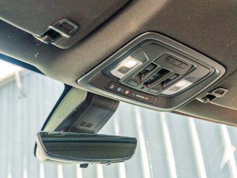 Used 2021 GMC Sierra 2500 AT4 w/ AT4 Premium Plus Package image 22