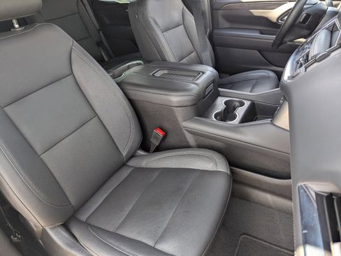 Used 2023 Chevrolet Tahoe Z71 w/ Luxury Package image 11