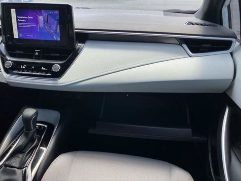 Certified 2025 Toyota Corolla SE w/ Convenience Package FWD image 15