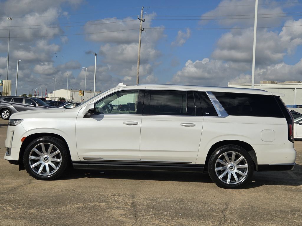 Used 2022 Cadillac Escalade ESV Premium Luxury Platinum AWD/4WD image 6