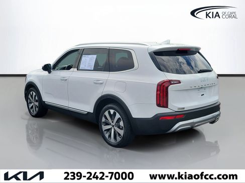 Certified 2022 Kia Telluride S FWD image 4