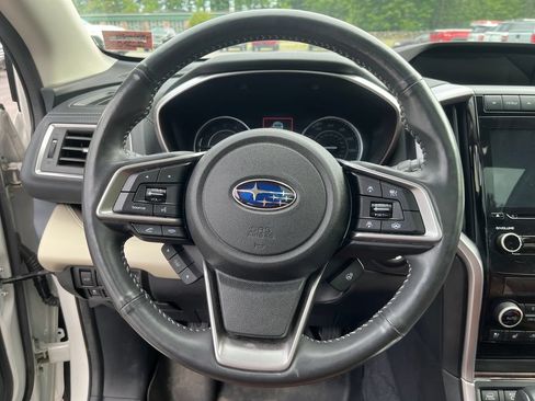 Used 2022 Subaru Ascent Touring AWD/4WD image 14
