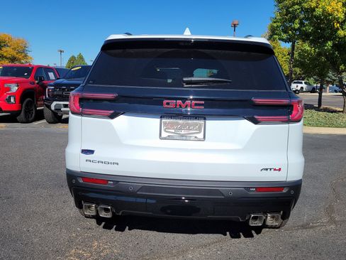 New 2026 GMC Acadia AT4 image 11