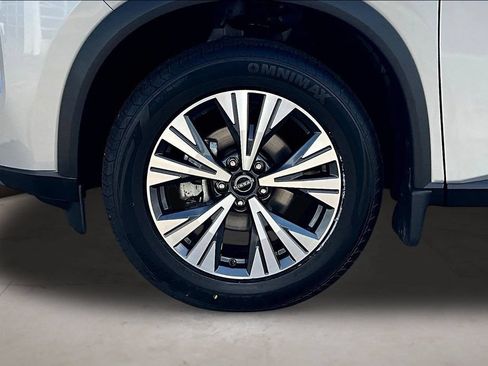 Certified 2023 Nissan Rogue SV w/ SV Premium B Package AWD/4WD image 34