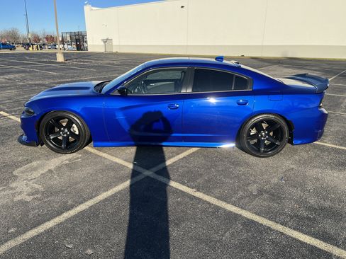 Used 2022 Dodge Charger R/T w/ Harman/Kardon Audio Group image 3