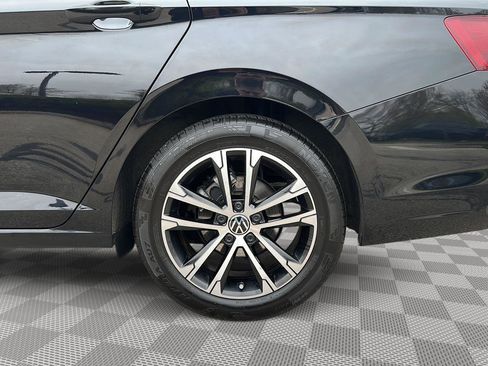 Used 2024 Volkswagen Jetta Sport FWD image 10