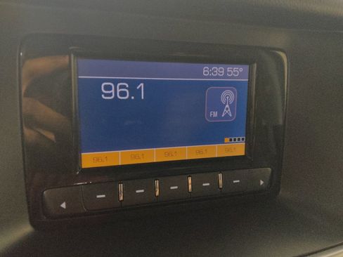 Used 2015 Chevrolet Tahoe LS RWD image 25