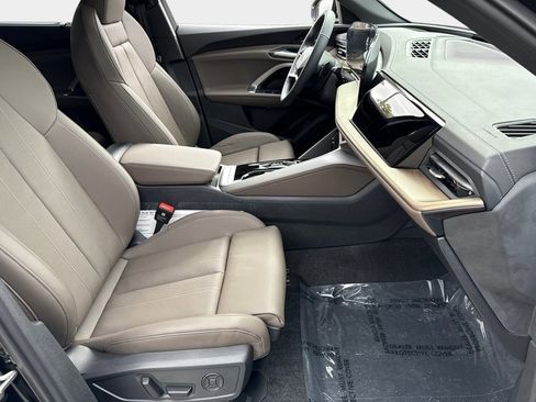 Used 2025 Audi Q5 Premium Plus w/ Premium Plus image 10