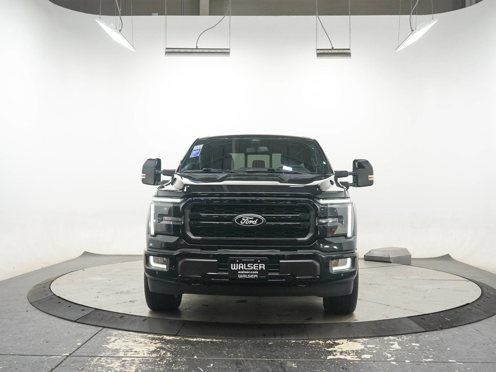 Used 2024 Ford F150 Lariat w/ Bed Utility Package AWD/4WD image 9