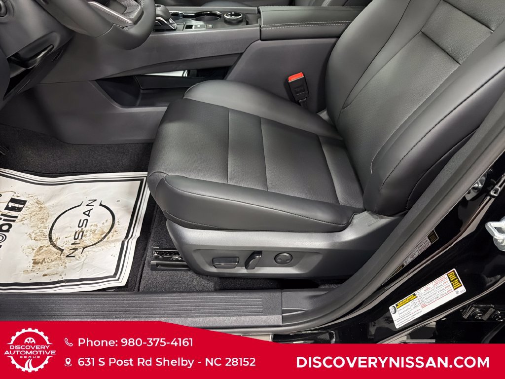 New 2026 Nissan Rogue Dark Armor AWD/4WD image 12