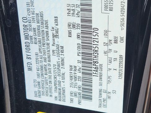 Certified 2024 Ford Mustang Premium image 33