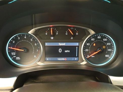 Used 2020 Chevrolet Traverse LT w/ Driver Confidence II Package AWD/4WD image 31