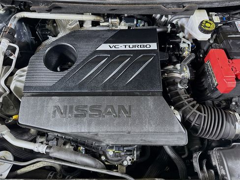 Used 2023 Nissan Rogue SV image 39