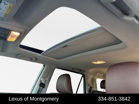 Used 2024 Toyota 4Runner Limited image 21