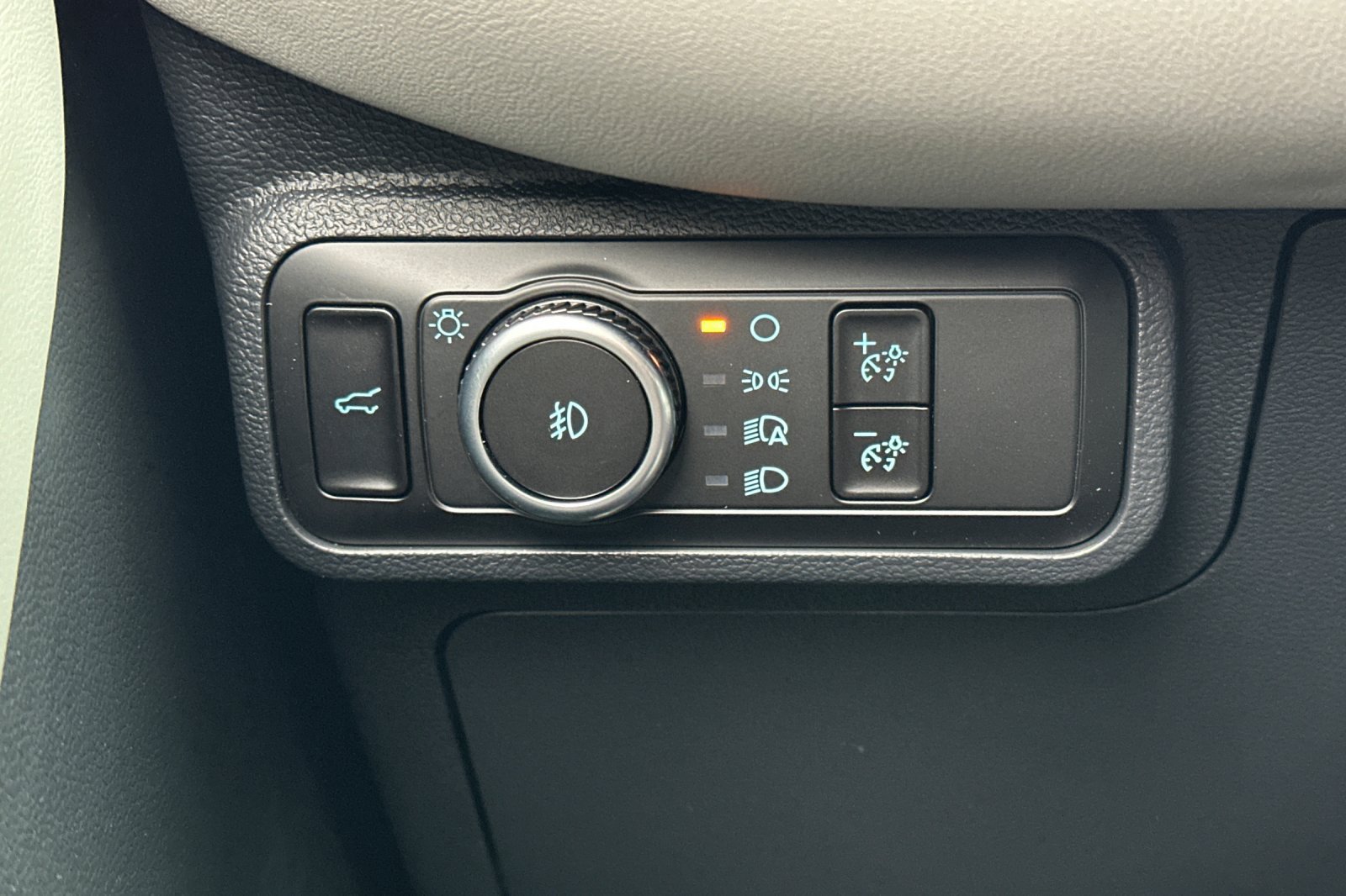 New 2026 Ford Explorer Active w/ Active Comfort Package AWD/4WD image 26