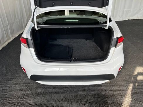 Used 2021 Toyota Corolla LE w/ Carpet Mat Package (TMS) FWD image 27