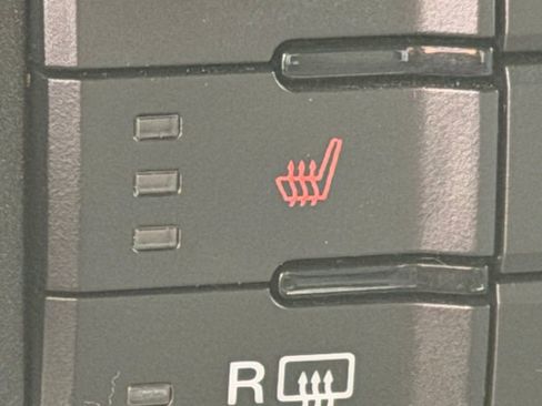 Used 2018 Ford F150 XLT w/ Equipment Group 302A Luxury image 20