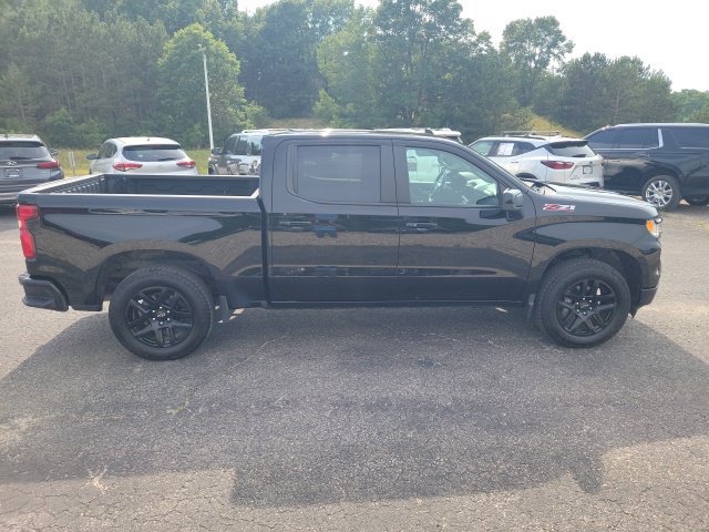 Used 2025 Chevrolet Silverado 1500 RST AWD/4WD image 4