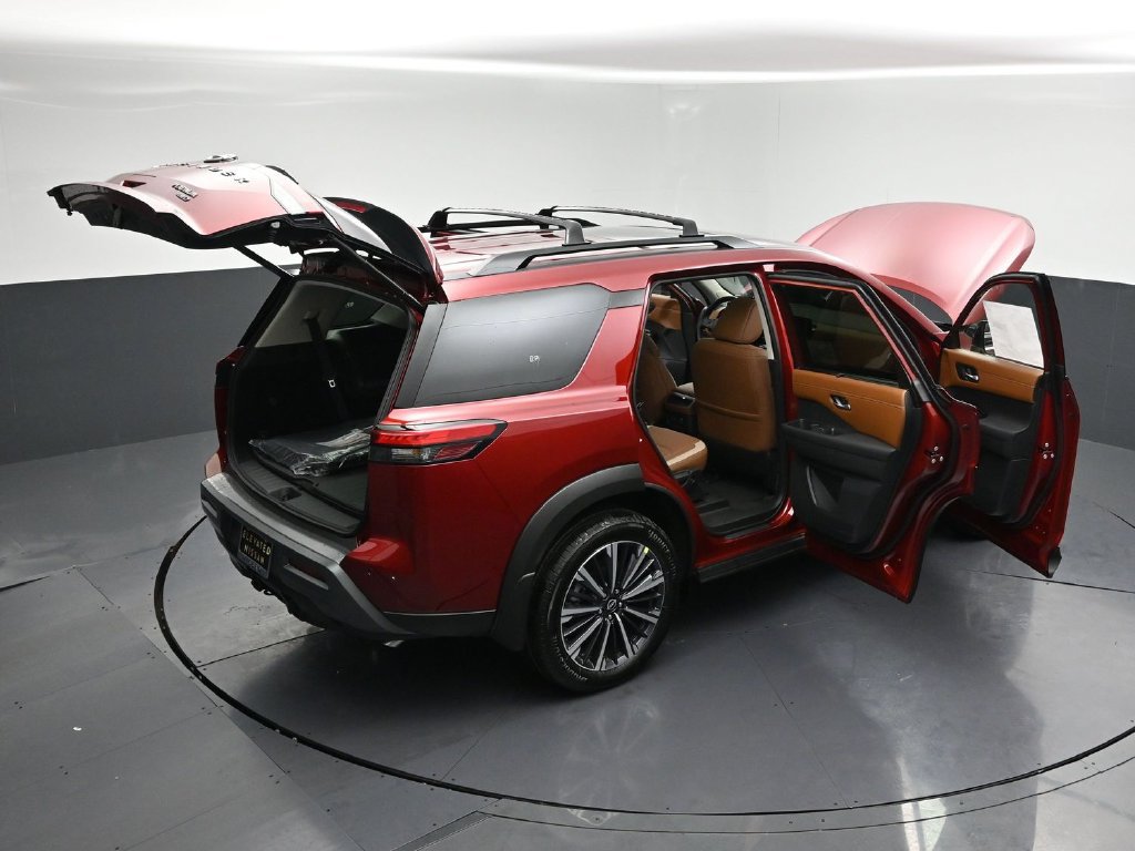 New 2026 Nissan Pathfinder Platinum AWD/4WD image 34