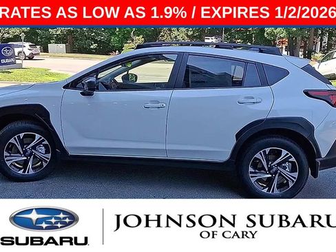 Used 2025 Subaru Crosstrek 2.0i Premium image 5