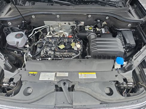 Used 2024 Volkswagen Atlas SE image 32