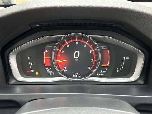 Used 2018 Volvo V60 T5 Dynamic w/ Vision Package image 23