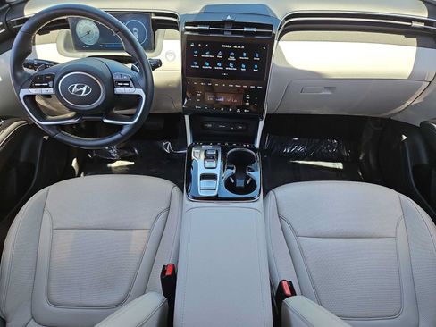 Certified 2024 Hyundai Tucson Limited AWD/4WD image 15