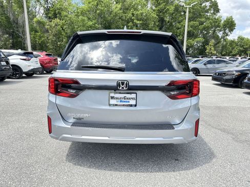 New 2026 Honda Odyssey Elite image 5