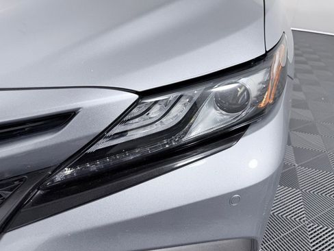 Used 2022 Toyota Camry XSE w/ Navigation Package image 26