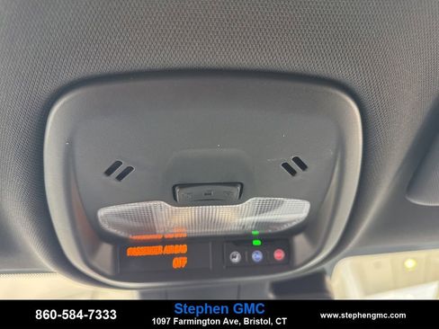 Used 2025 Buick Envista Sport Touring w/ Convenience I Package image 22